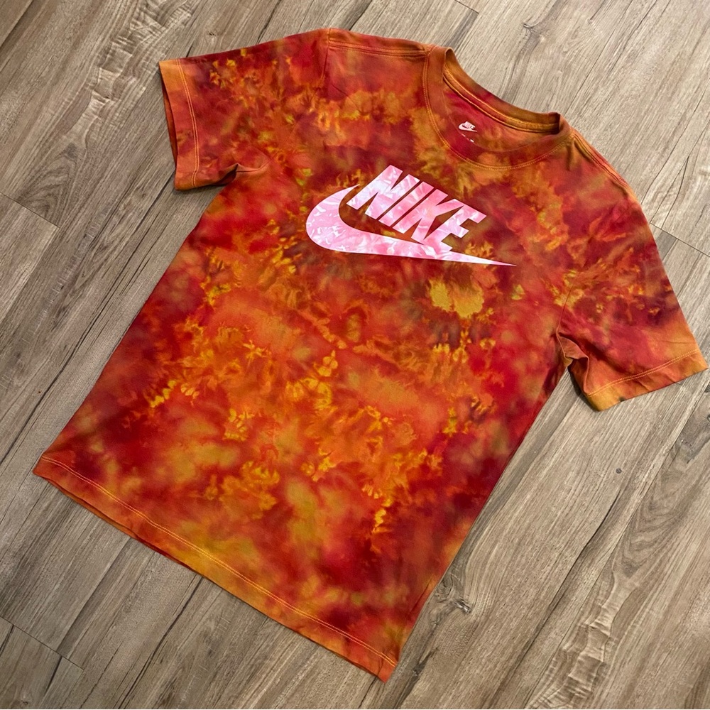 🔥NEW🔥 CUSTOM NIKE TIE DYE MEN’S TEE